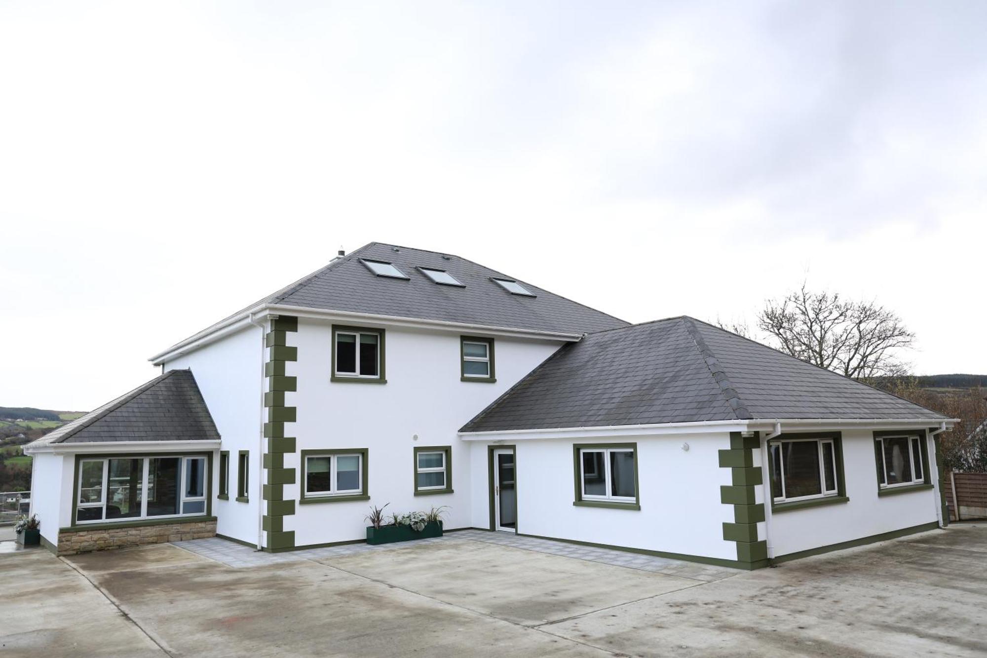 Up Yonder House - 6 Bedroom Family Guesthouse Letterkenny Exterior photo